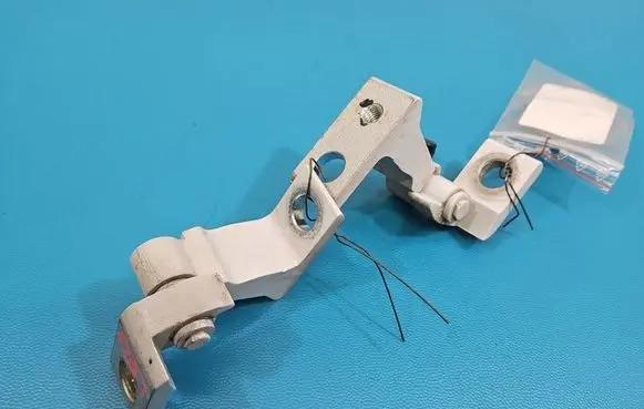 Skoda Octavia Mk4 Front door hinge set 8X0831403F IMPRK1565842