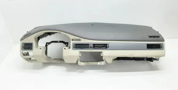 Volvo V70 Dashboard 8648853