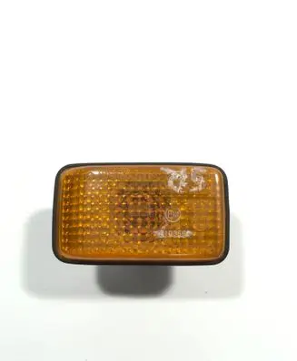 Nissan Patrol Y61 Front fender indicator light E13013635 E13010356