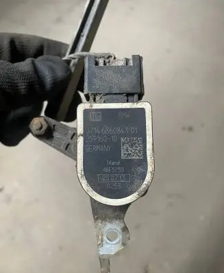 BMW 5 GT F07 Headlight/headlamp level sensor 37146860843