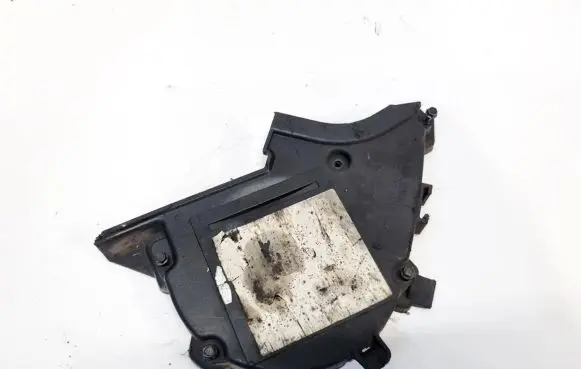Ford Focus Timing belt guard (cover) 9651560180