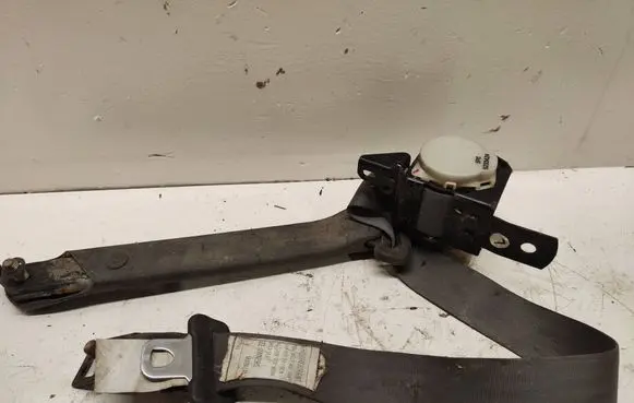 Mitsubishi Outlander Rear seatbelt 5231663 5233424
