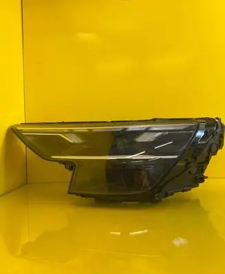 Audi Q8 Headlight/headlamp 4M8941039