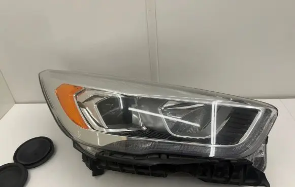 Ford Kuga II Headlight/headlamp GV4113W029CF 90101802 9010180203ZH