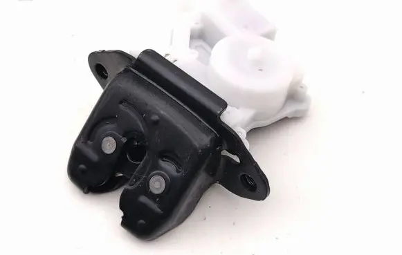 Nissan Leaf II (ZE1) Tailgate/trunk/boot lock/catch/latch