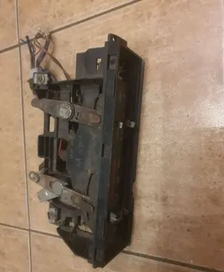 Mazda 626 Climate control unit MGJ21 9l28