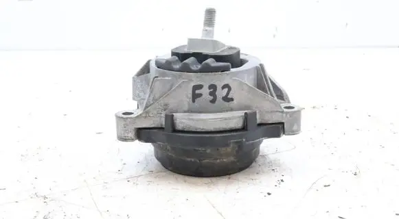BMW 4 F36 Gran coupe Engine mount bracket 6856406