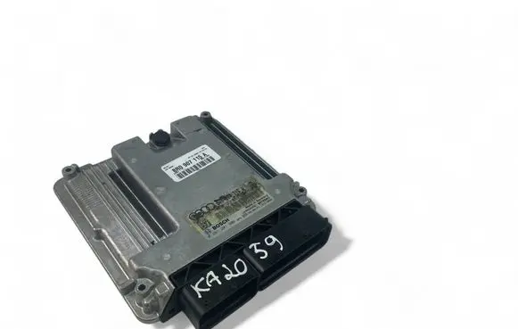 Audi Q5 SQ5 Engine control unit/module ECU 8R0907115A 0261201906