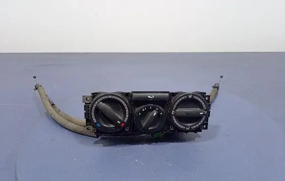 Volkswagen Transporter - Caravelle T5 Climate control unit 7H0819045