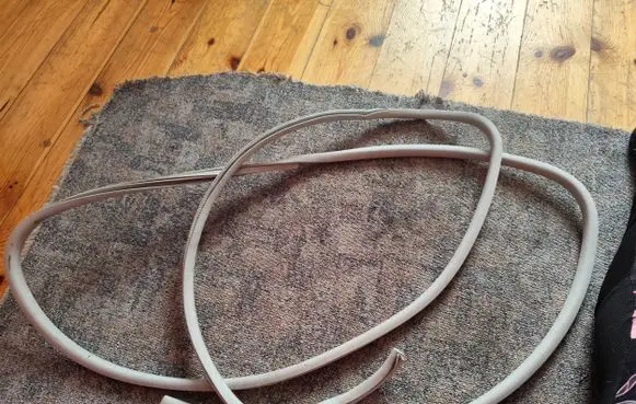 Nissan Qashqai Sunroof sealing rubber 