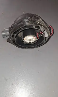 Volvo V70 Engine control unit/module fan 8666595