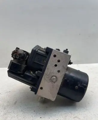 Skoda Fabia Mk1 (6Y) ABS Pump 6Q0614117E 3852840096 026522206