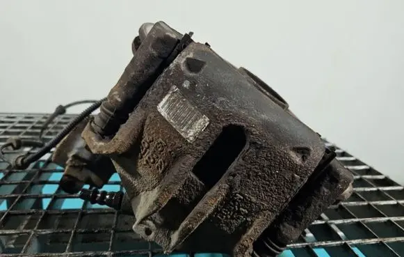 Peugeot 2008 I Front brake caliper IMPRK1373003