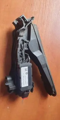Volkswagen Golf VI Accelerator throttle pedal 1K1721503T 6PV00860050