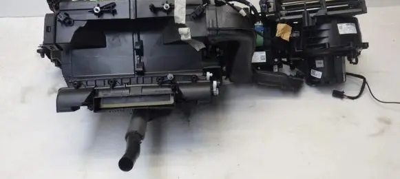 Alfa Romeo Stelvio Interior heater climate box assembly 00505575360