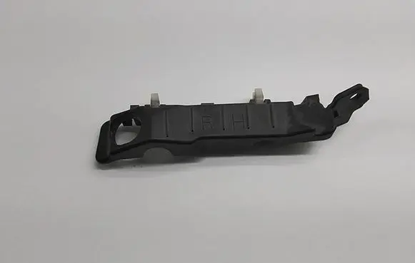 Hyundai i30 Front bumper mounting bracket 86516A6000