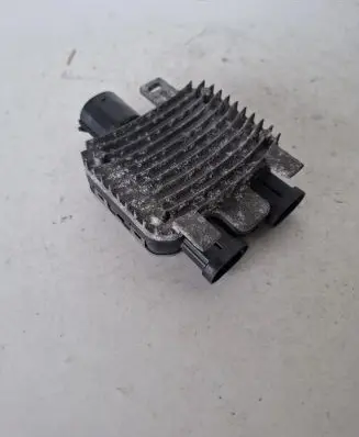 Coolant fan relay