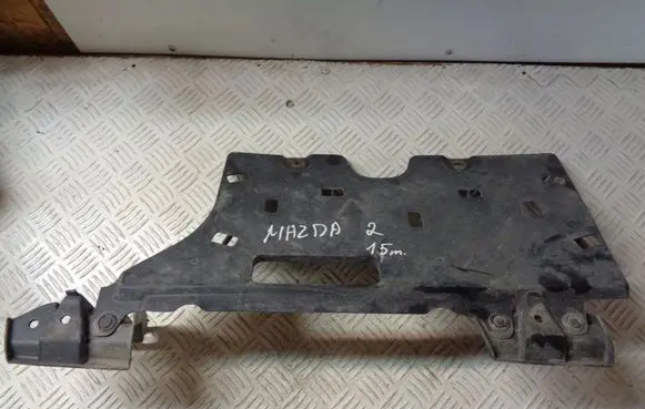 Mazda 2 Engine splash shield/under tray DA6A56351 DB5J50271