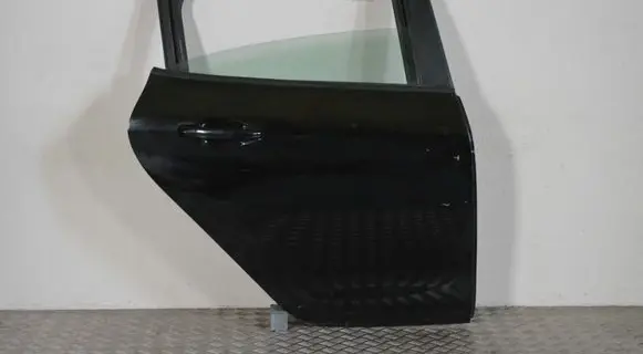 Peugeot 208 I Rear door 