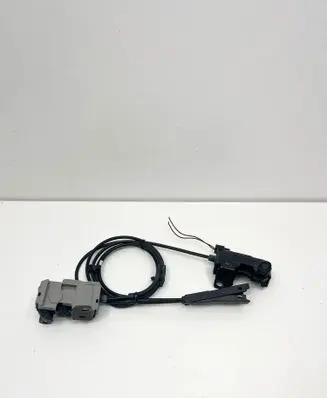 Mercedes-Benz SL R231 Engine bonnet/hood lock/catch A1728800560 A2318800059