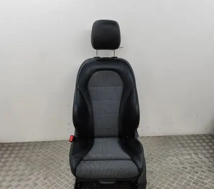 Mercedes-Benz C W205 Front driver seat A0009108102