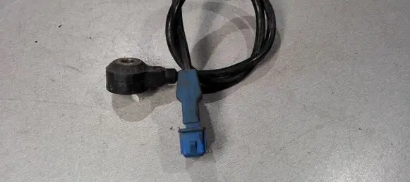 Volkswagen PASSAT B5.5 Detonation knock sensor 054905377G 5WM1512