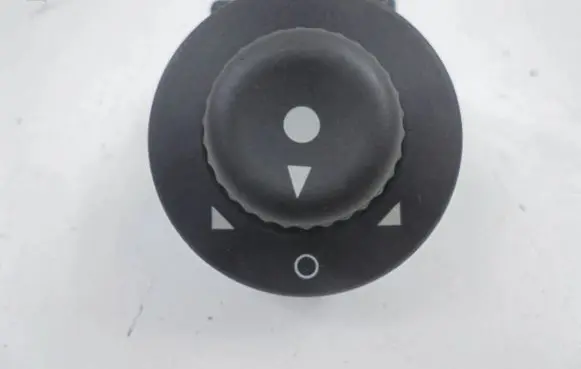 Peugeot 1007 Wing mirror switch