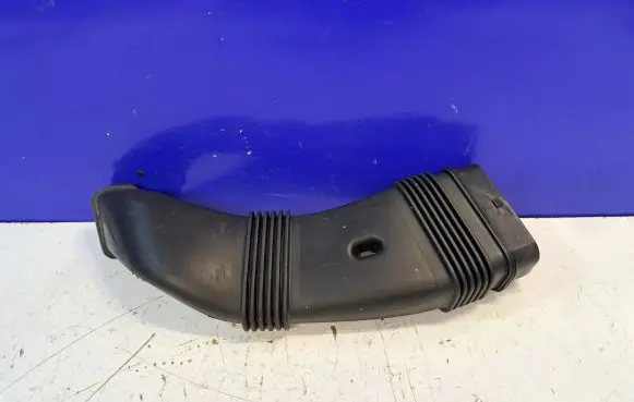 Volvo V70 Air intake duct part 31216029 6G9N1719DD