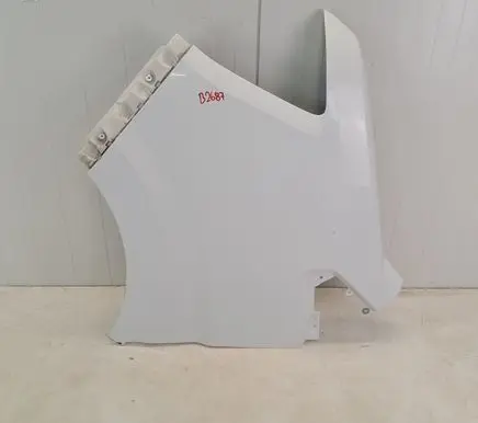 Renault Master IV Fender B2687