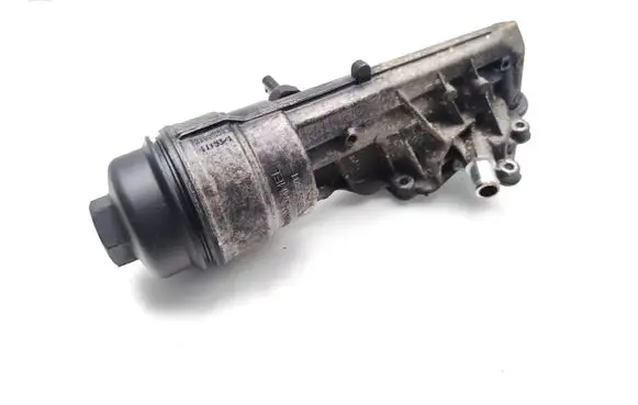 BMW 1 F20 F21 Oil filter mounting bracket 7611968 761196803