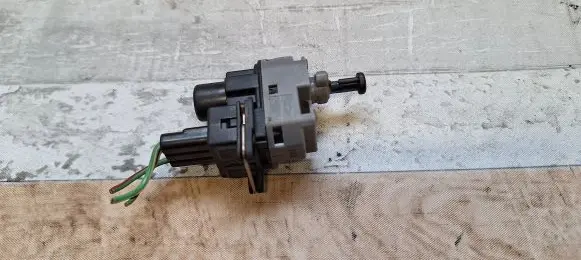 Ford Focus Brake pedal sensor switch 93BB13480AF