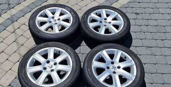 Peugeot 207 CC R16 alloy rim