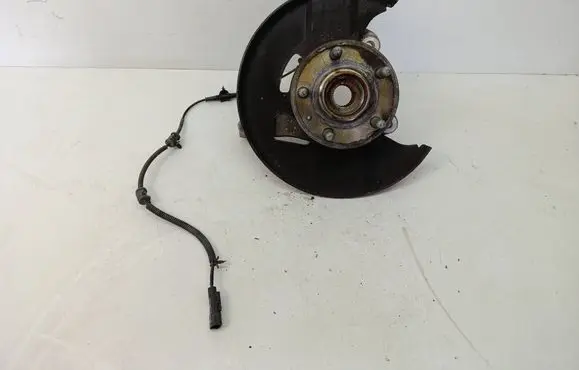 Chevrolet Malibu Front wheel hub 
