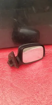 Isuzu D-Max Front door electric wing mirror 052