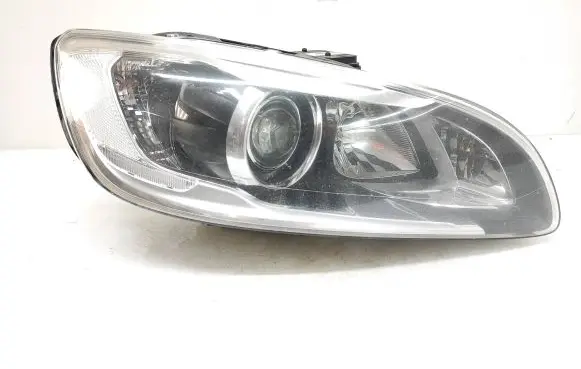 Volvo V60 Headlight/headlamp 31395903 89907812 Y283RS