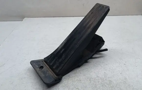 BMW 3 E90 E91 Accelerator throttle pedal 6789999 35426789999