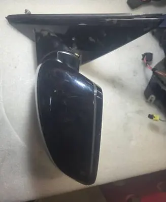 BMW X6 F16 Front door electric wing mirror 698131AA 698130AA