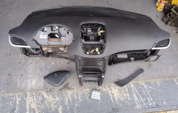 Peugeot 207 Airbag set 
