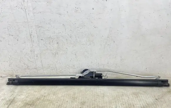 BMW 7 F01 F02 F03 F04 Rear windscreen sun blind/shade 