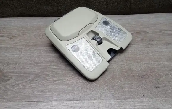 Volvo V70 Front seat light 8637559 8685433
