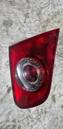 Volkswagen PASSAT B6 Tailgate rear/tail lights