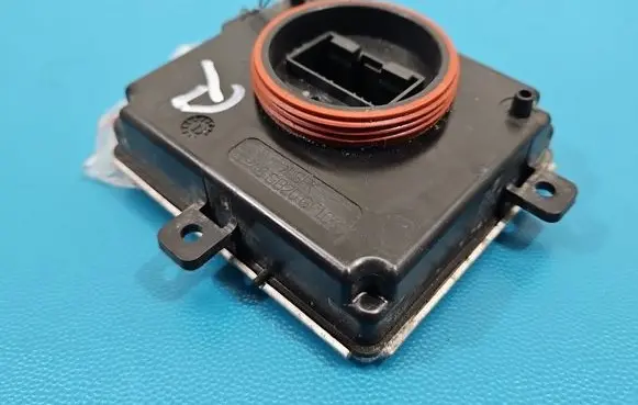 Headlight ballast module Xenon