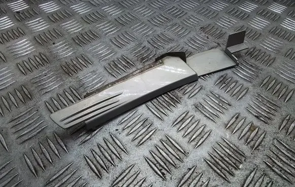 Opel Zafira B Fender end trim 13142287