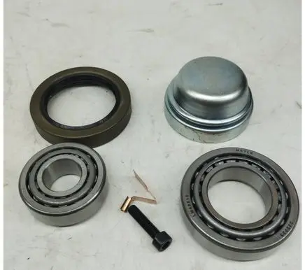 Mercedes-Benz S W126 Front wheel bearing hub 1163300051 A1163300051