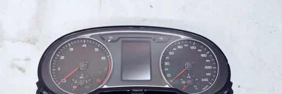 Audi A1 Speedometer (instrument cluster) 8XA920930D