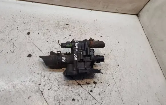 Thermostat/thermostat housing