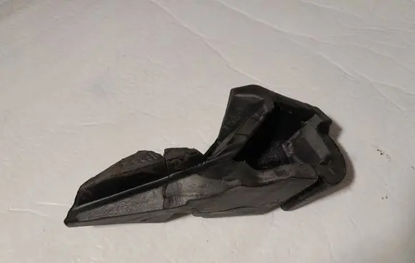 BMW 7 G11 G12 Fender foam support/seal 73306577330657