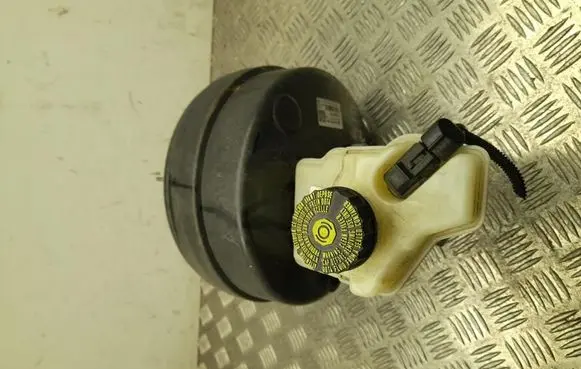 Master brake cylinder