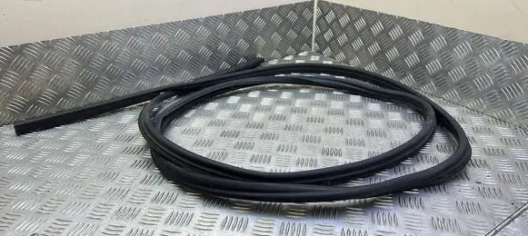 Land Rover Range Rover Sport L320 Engine compartment rubber 