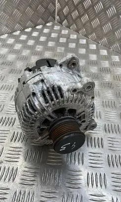 Audi A6 S6 C6 4F Generator/alternator